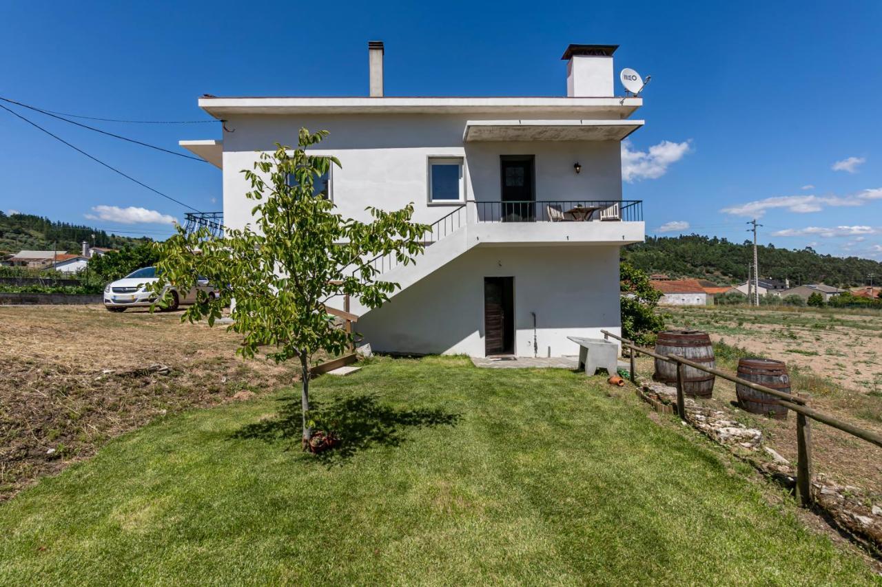 Charming Country House โอเร็ม ภายนอก รูปภาพ